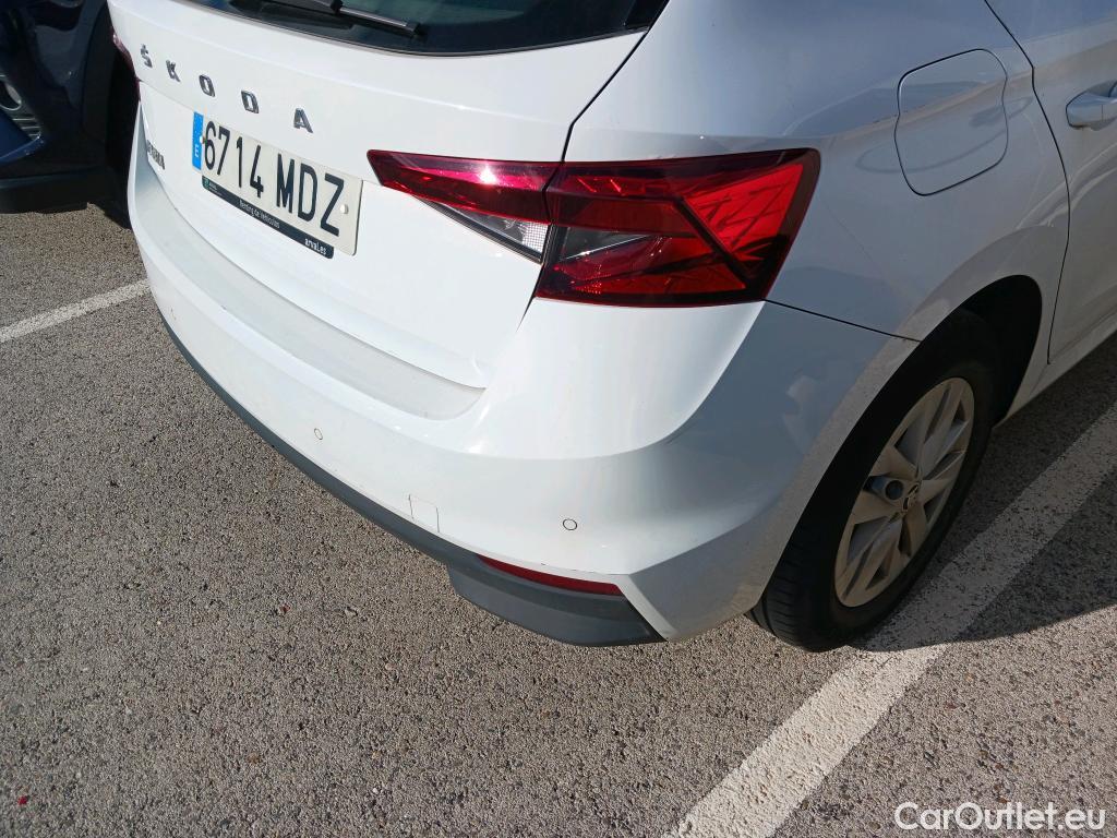  Skoda  Fabia  Emotion 1.0 MPI 80CV MT5 E6d #10