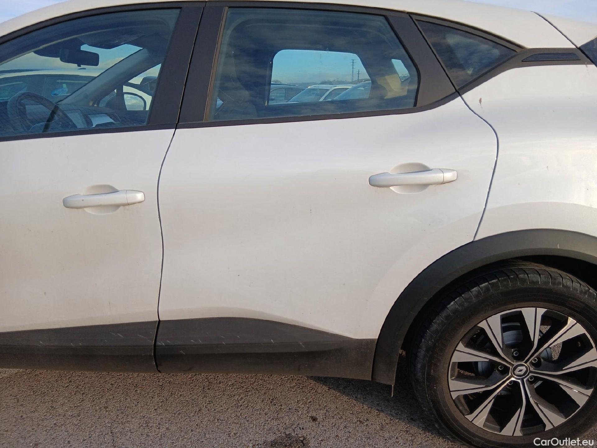  Renault  Captur RENAULT  / 2020 / 5P / todoterreno equilibre TCe 74 kW (100CV) GLP #16