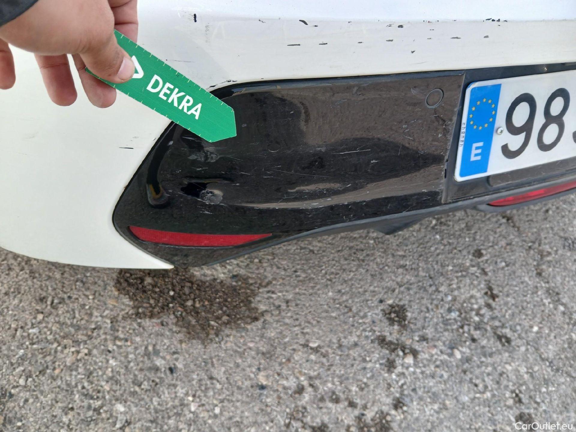  Peugeot  208 PEUGEOT  / 2019 / 5P / berlina con portón PureTech 73kW (100CV) Allure (CX) #44