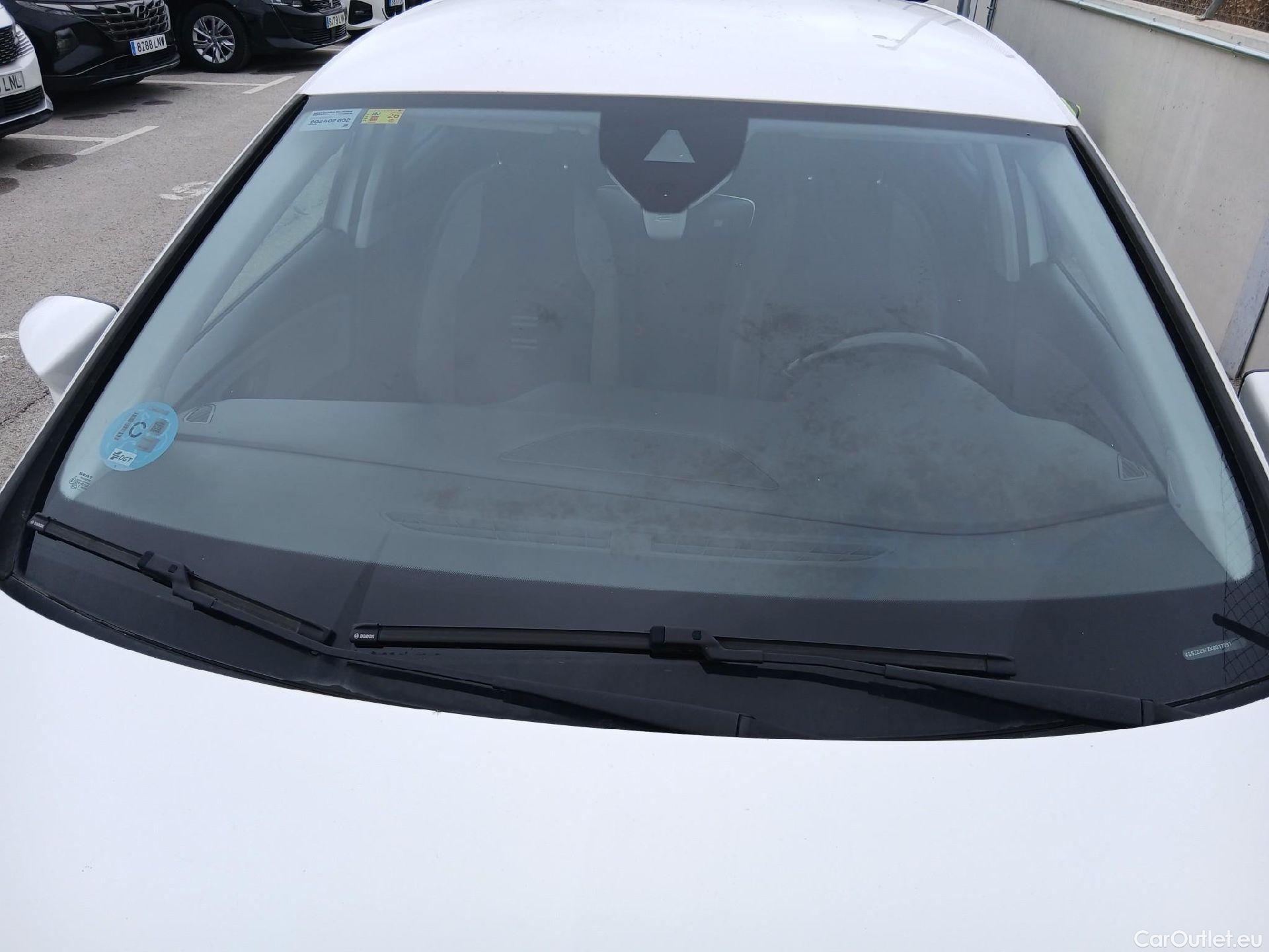  Seat  Leon SEAT León / 2016 / 5P / berlina con portón 1.5 TSI 95kW (130CV) St&Sp Style Visio Edition #1