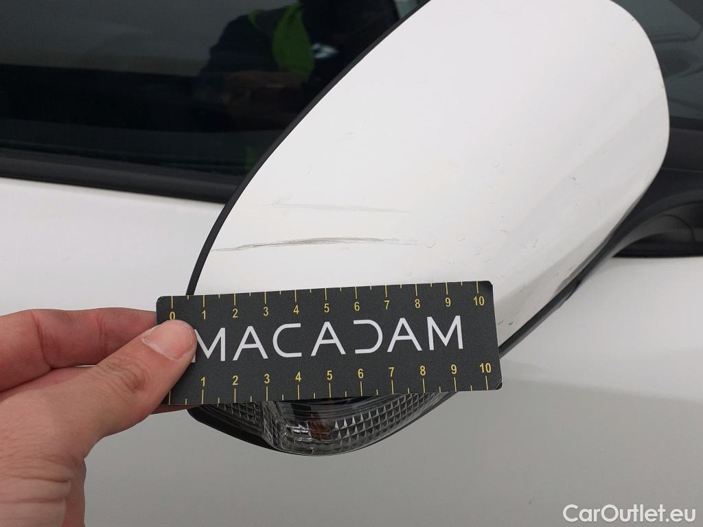  Toyota  C-HR TOYOTA  / 2019 / 5P / todoterreno 1.8 125H Active #16