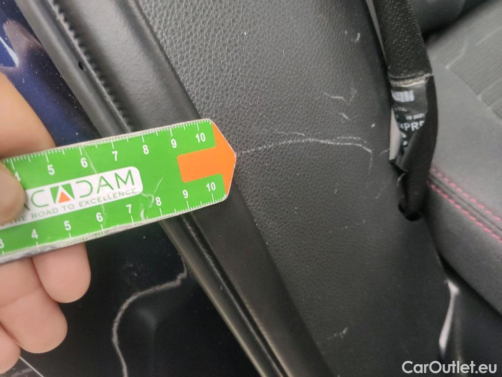  Toyota  RAV4 TOYOTA  / 2018 / 5P / todoterreno 2.5l PLUG-IN 300PH (e-CVT) Advance #14