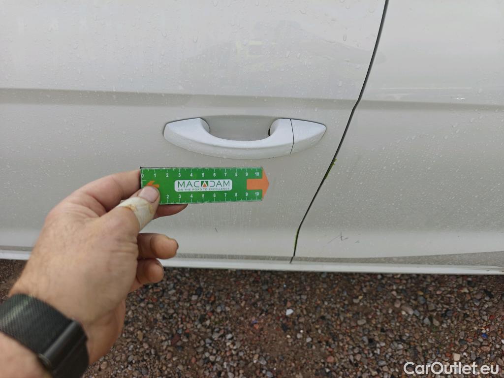  Seat  Ibiza SEAT  / 2017 / 5P / berlina con portón 1.0 TSI 81kW (110CV) Style #19