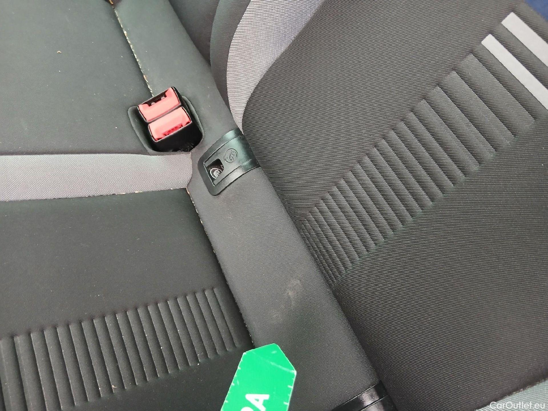  Seat  Leon SEAT León / 2016 / 5P / berlina con portón 1.5 TSI 95kW (130CV) St&Sp Style Visio Edition #37