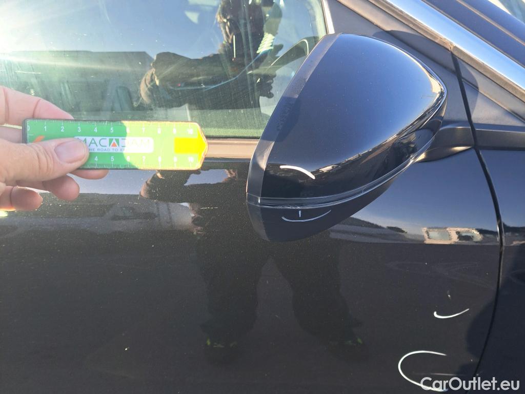  Peugeot  3008  Active Pack 1.5 HDi 130CV AT8 E6d #16