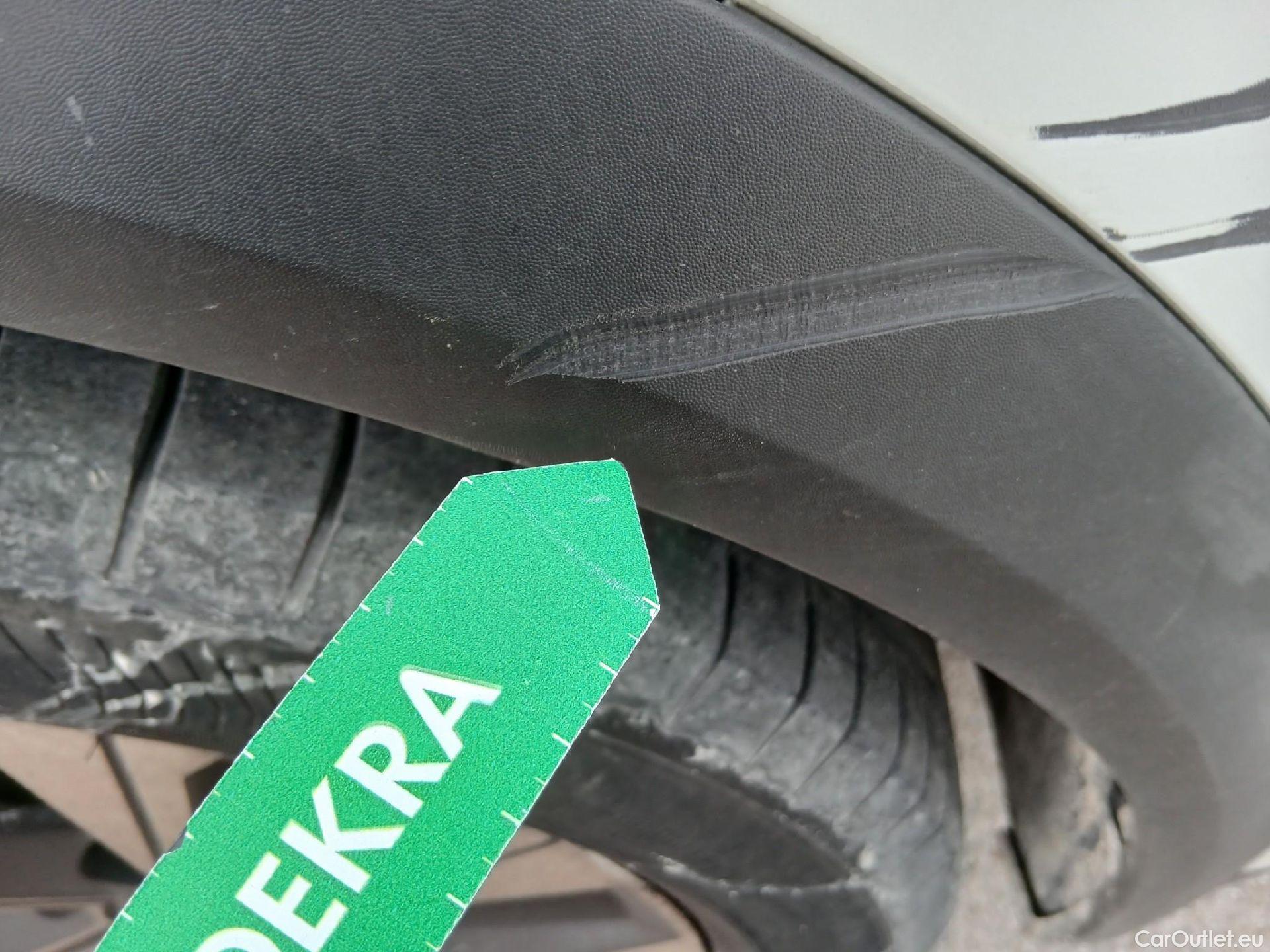  Renault  Captur RENAULT  / 2020 / 5P / todoterreno equilibre TCe 74 kW (100CV) GLP #39