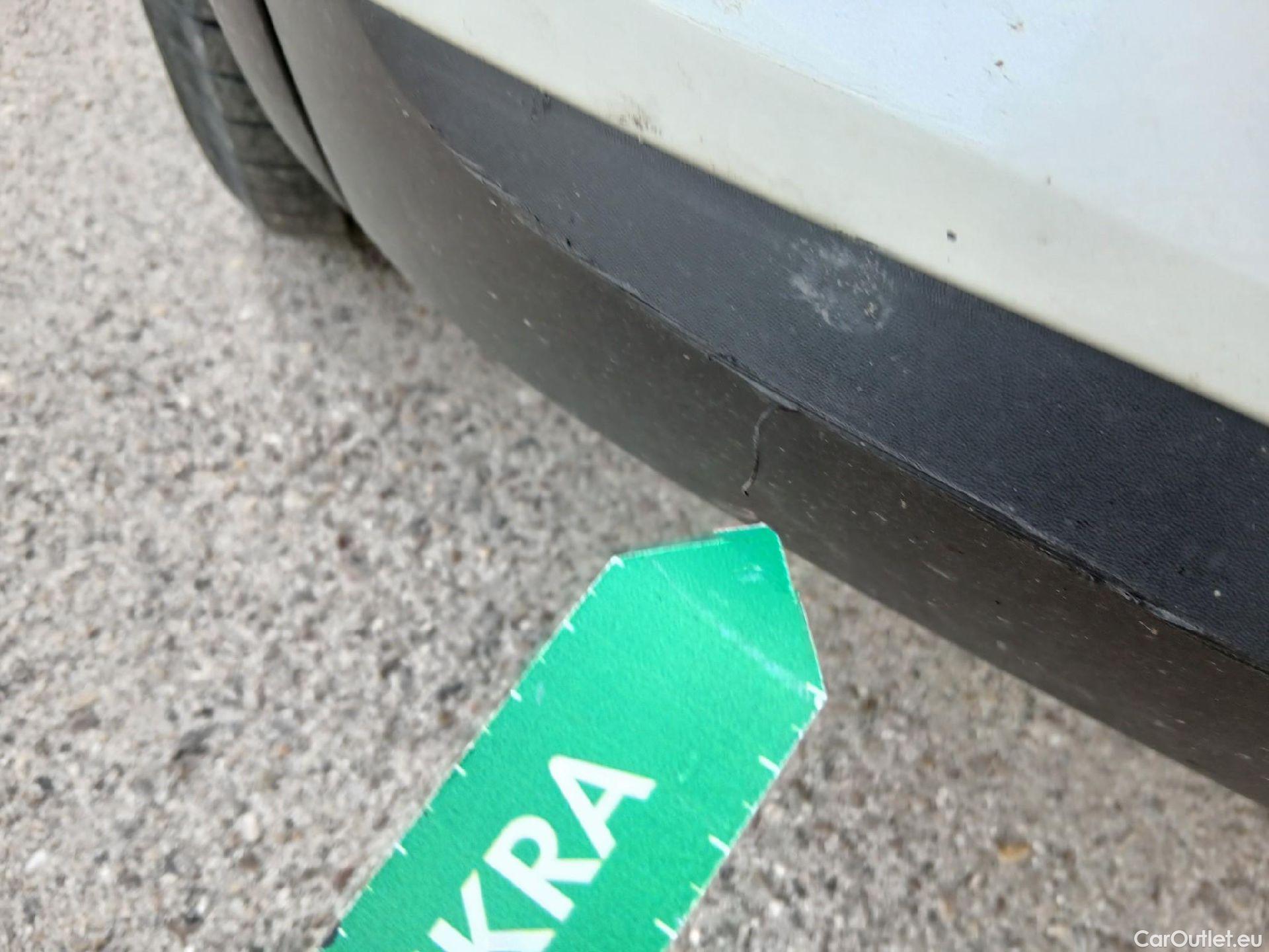  Renault  Captur RENAULT  / 2020 / 5P / todoterreno equilibre TCe 74 kW (100CV) GLP #8