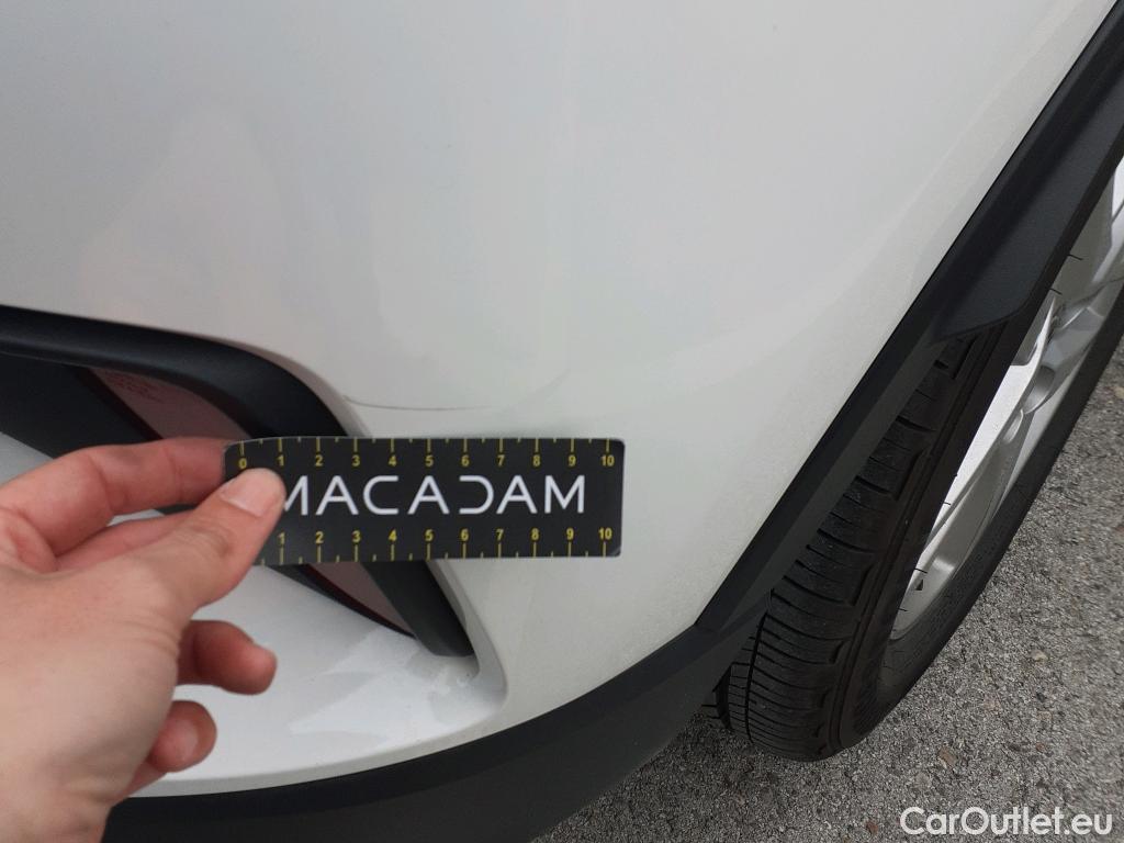  Toyota  C-HR TOYOTA  / 2019 / 5P / todoterreno 1.8 125H Active #14