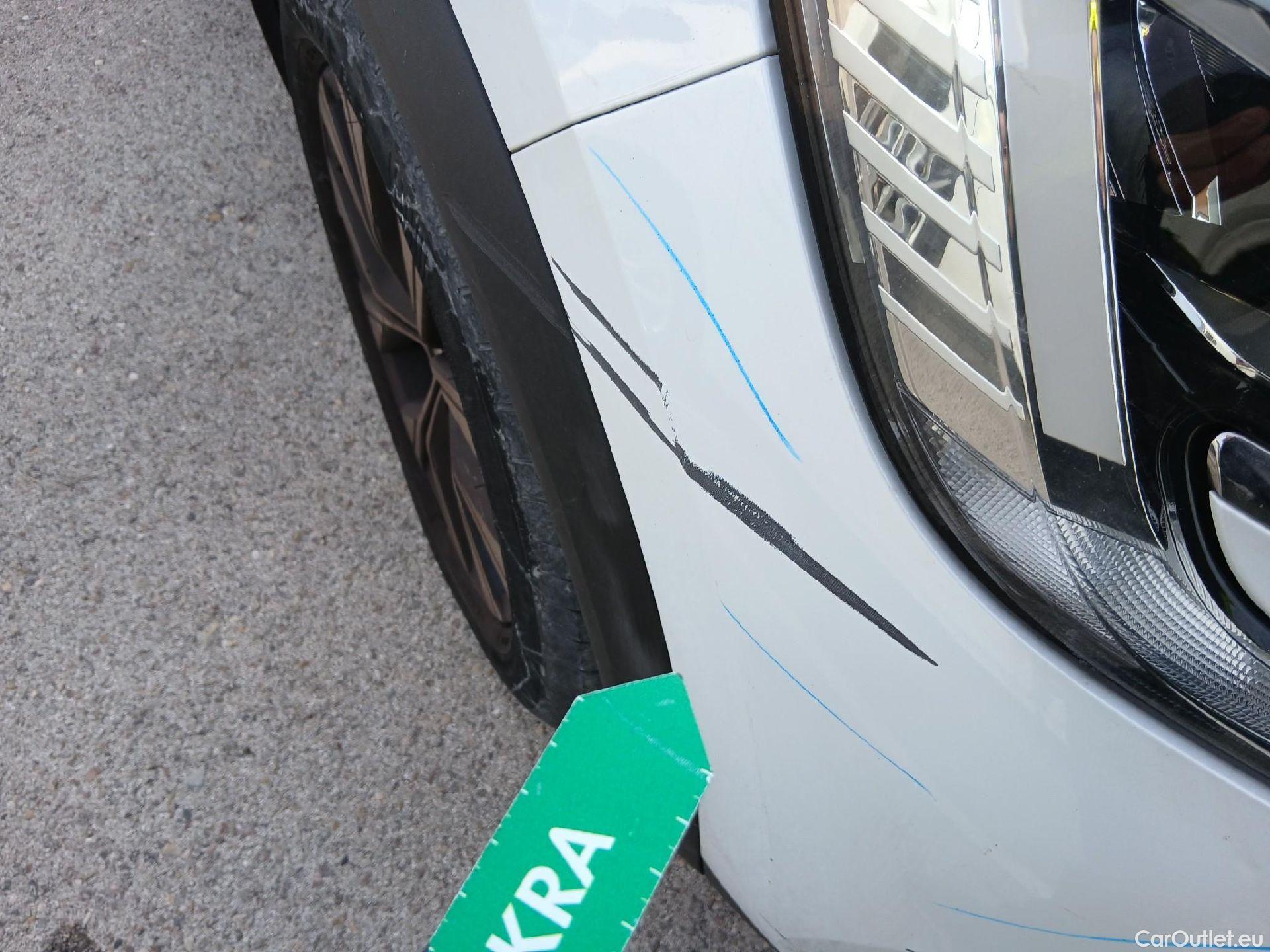  Renault  Captur RENAULT  / 2020 / 5P / todoterreno equilibre TCe 74 kW (100CV) GLP #3