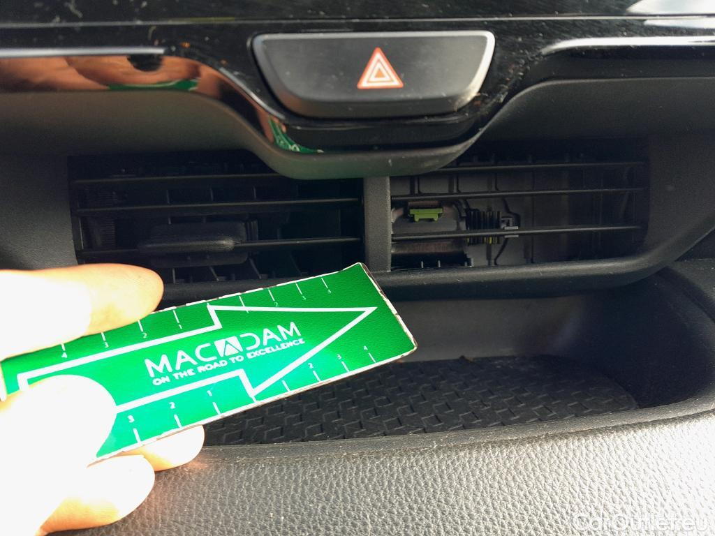  Toyota  Yaris TOYOTA  / 2020 / 5P / berlina con portón 1.5 120H Active Tech #2