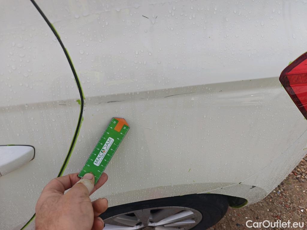  Seat  Ibiza SEAT  / 2017 / 5P / berlina con portón 1.0 TSI 81kW (110CV) Style #10