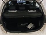  Toyota  Yaris TOYOTA  / 2017 / 5P / berlina con portón 1.5 100H Active #8