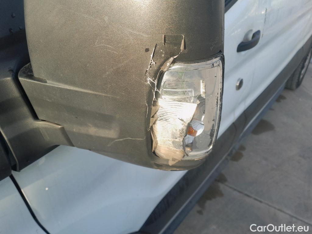  Ford  Transit FORD  / 2013 / 4P / furgón 350 96kW L3H2 Van Trend FWD MHEV #66