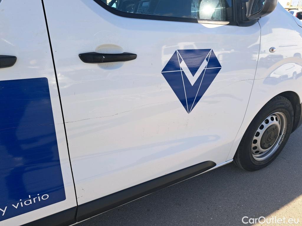  Citroen  Jumpy CITROEN  / 2016 / 4P / combi Combi Talla XL BlueHDi 120 S&S Confort #24