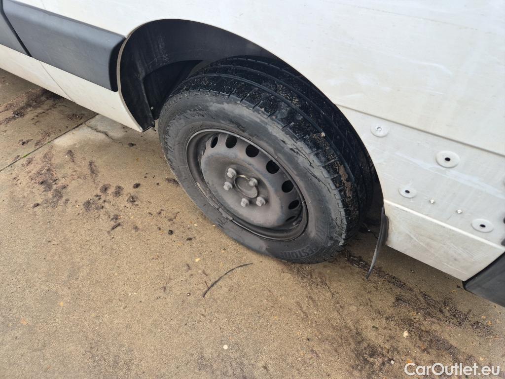  Nissan  NV400 NISSAN  / 2011 / 4P / furgón L2H2 3,5T 2.3dCi 99kW FWD Comfort #45