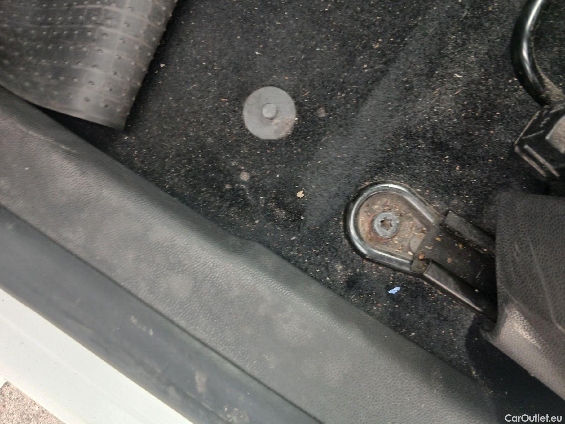  Ford  Fiesta FORD  VAN VU 3p 6G berlina comerci 1.5 TDCi 75cv #7