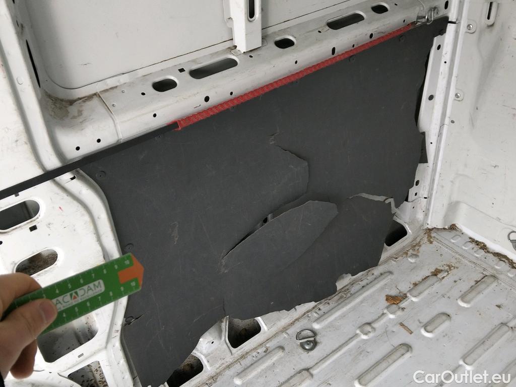  Fiat  Ducato FIAT  / 2014 / 4P / furgón 30 L1 H1 2.3 1 (88 kW) Euro 6d-temp #45