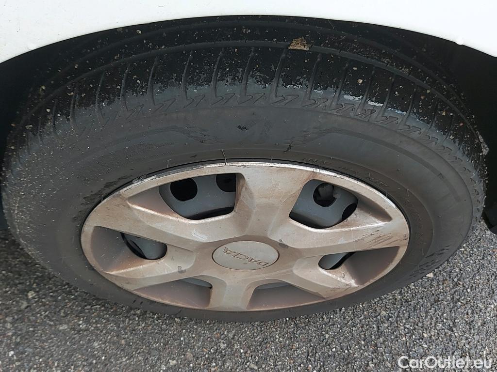  Dacia  Dokker DACIA  / 2013 / 4P / furgón derivado de turismo Van Essential Blue dCi 70kW (95CV) #31