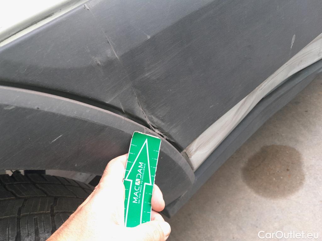  Ford  Transit FORD  / 2013 / 4P / furgón 350 96kW L3H2 Van Trend FWD MHEV #79