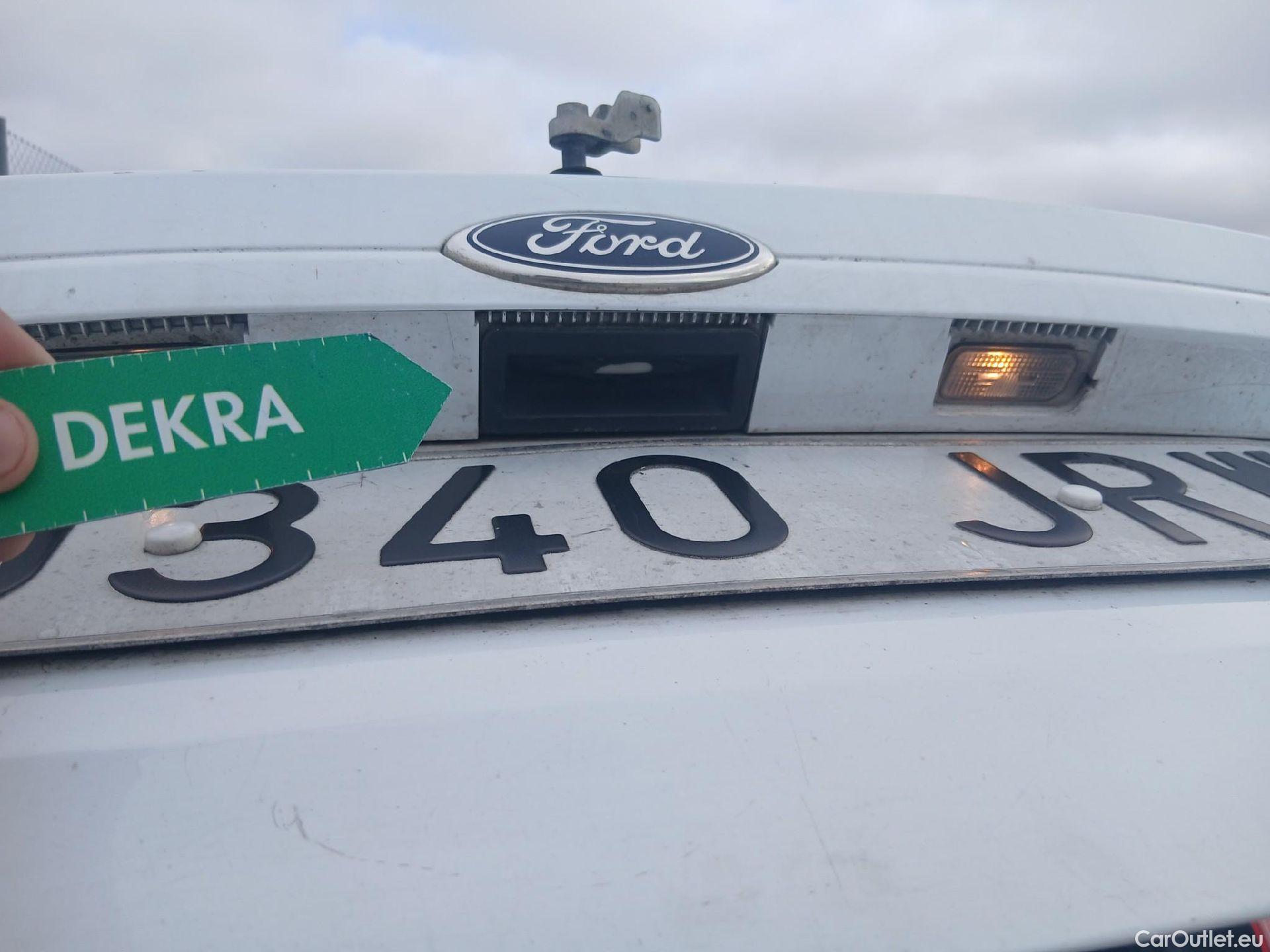  Ford  Fiesta FORD  VAN VU 3p 6G berlina comerci 1.5 TDCi 75cv #39