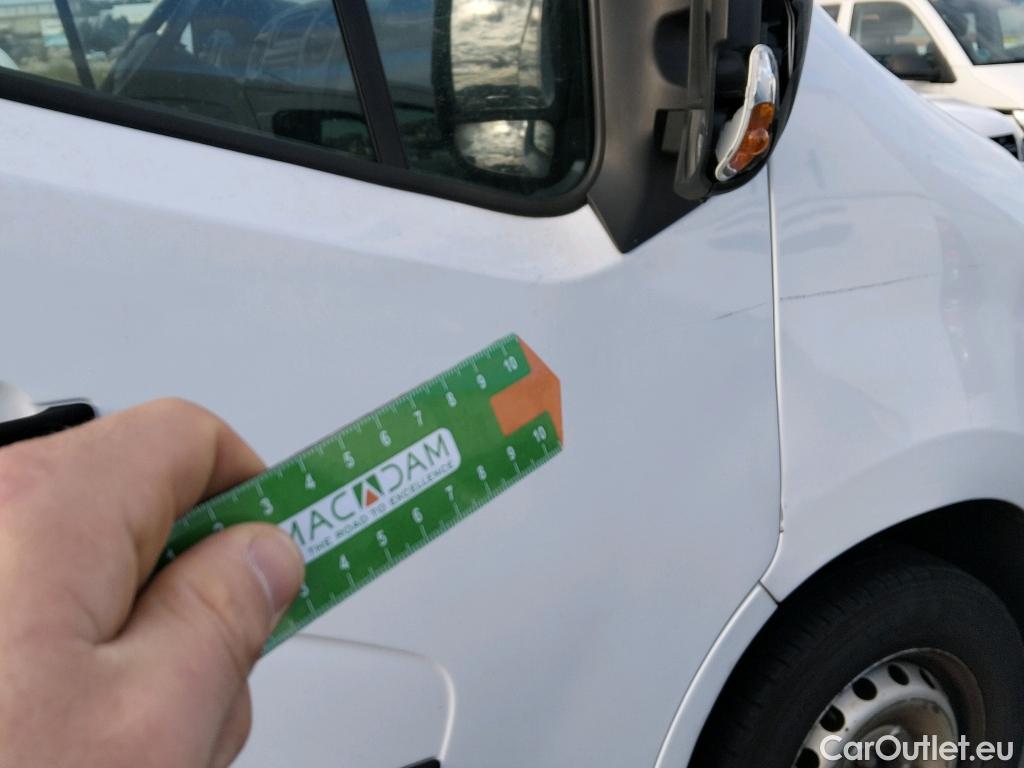  Opel  Movano OPEL  / 2010 / 4P / furgón 2.3 CDTI 96kW (130CV) L3 H2 F 3.5t #27