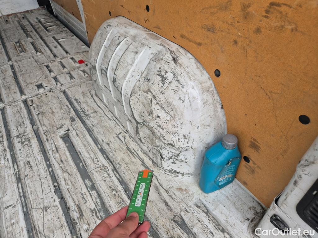  Nissan  NV400 NISSAN  / 2011 / 4P / furgón L2H2 3,5T 2.3dCi 99kW FWD Comfort #14