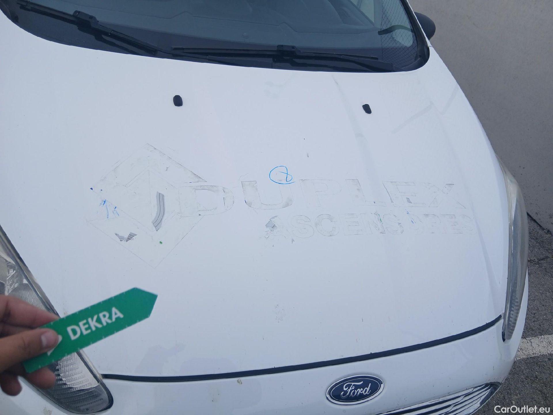  Ford  Fiesta FORD  VAN VU 3p 6G berlina comerci 1.5 TDCi 75cv #18