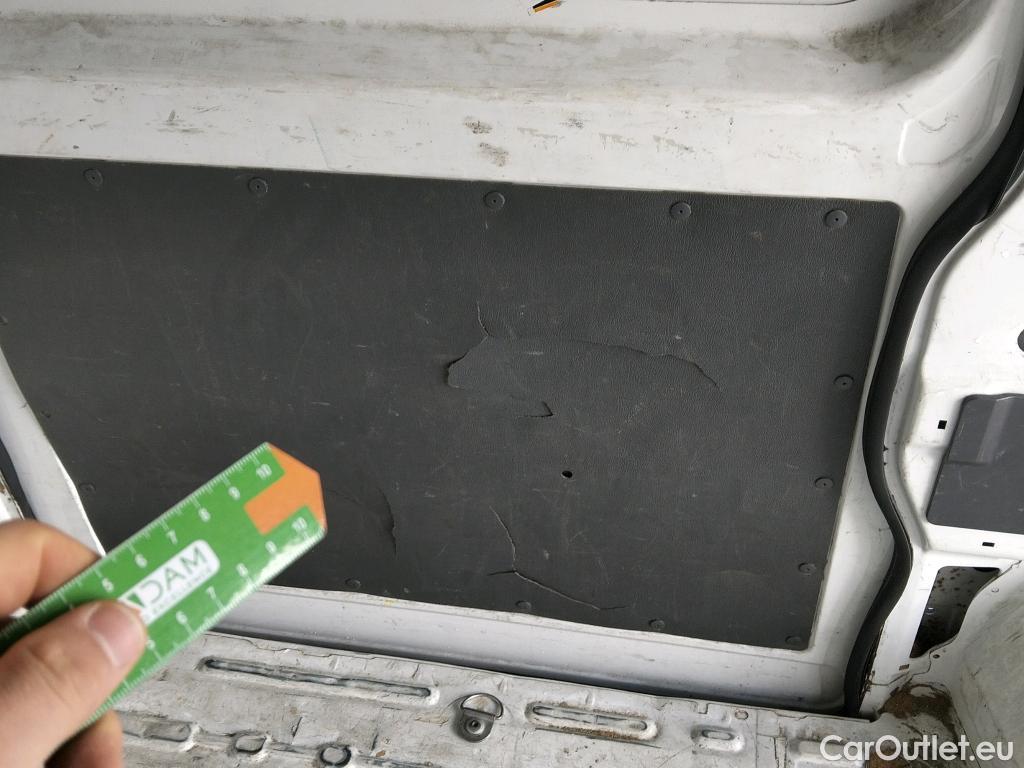  Fiat  Ducato FIAT  / 2014 / 4P / furgón 30 L1 H1 2.3 1 (88 kW) Euro 6d-temp #43