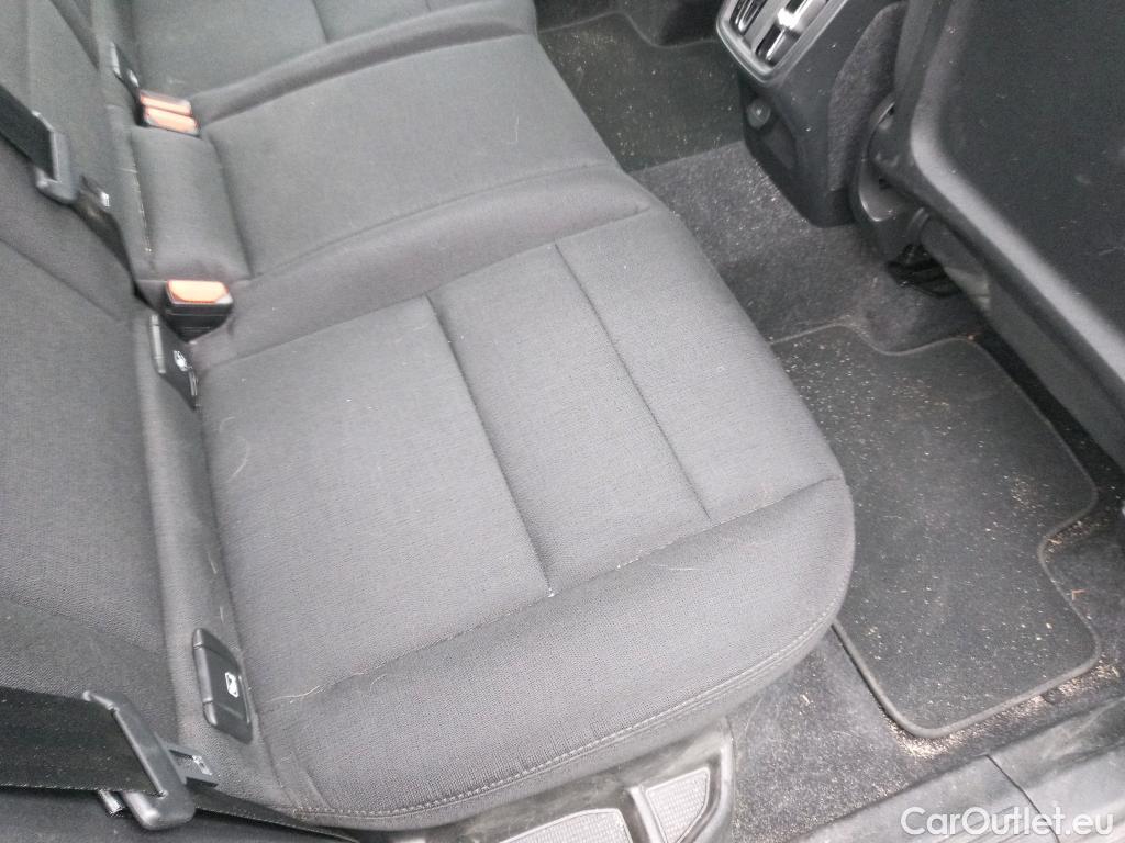  Volvo  XC 40 VOLVO XC40 / 2017 / 5P / todoterreno 2.0 D3 Auto #9