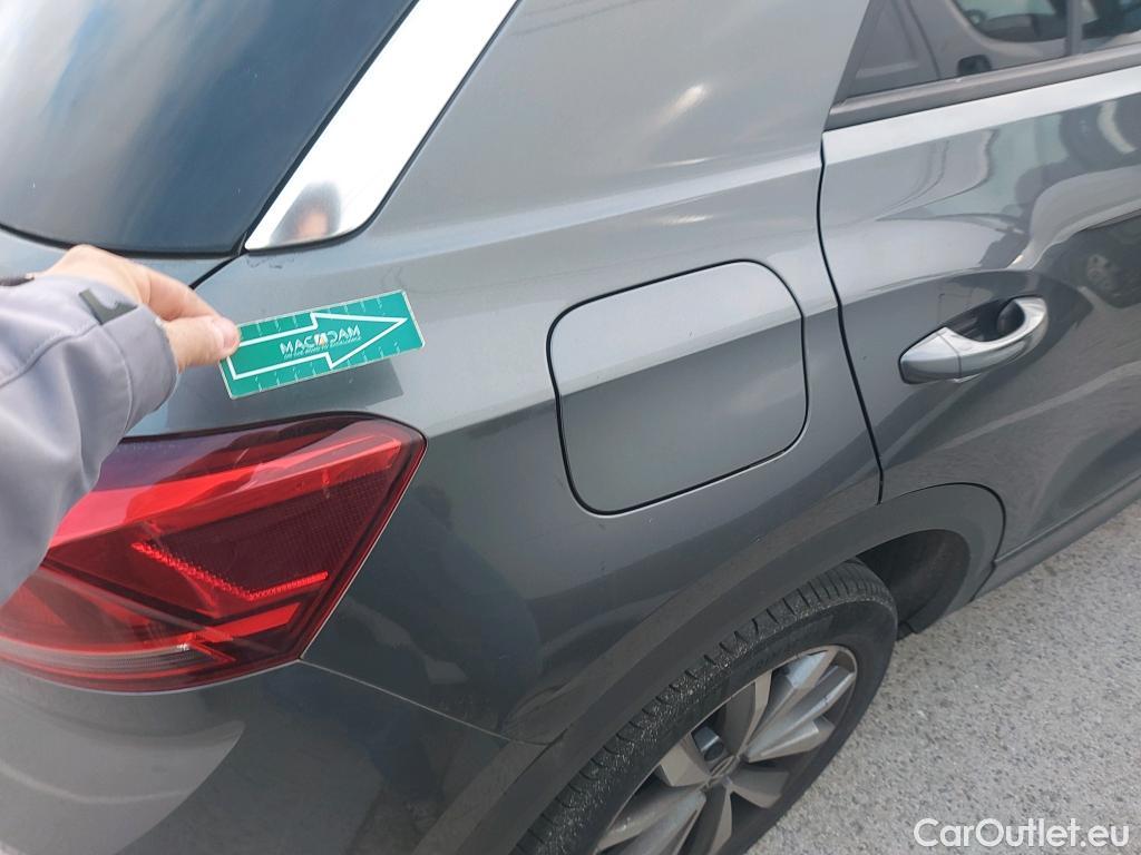  Volkswagen  T-ROC VOLKSWAGEN  / 2017 / 5P / todoterreno Advance R-Line 1.0 TSI 81kW (110CV) #1