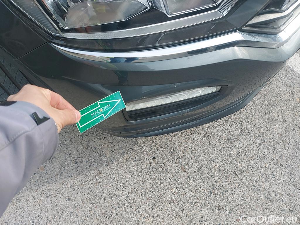  Volkswagen  T-ROC VOLKSWAGEN  / 2017 / 5P / todoterreno Advance R-Line 1.0 TSI 81kW (110CV) #21