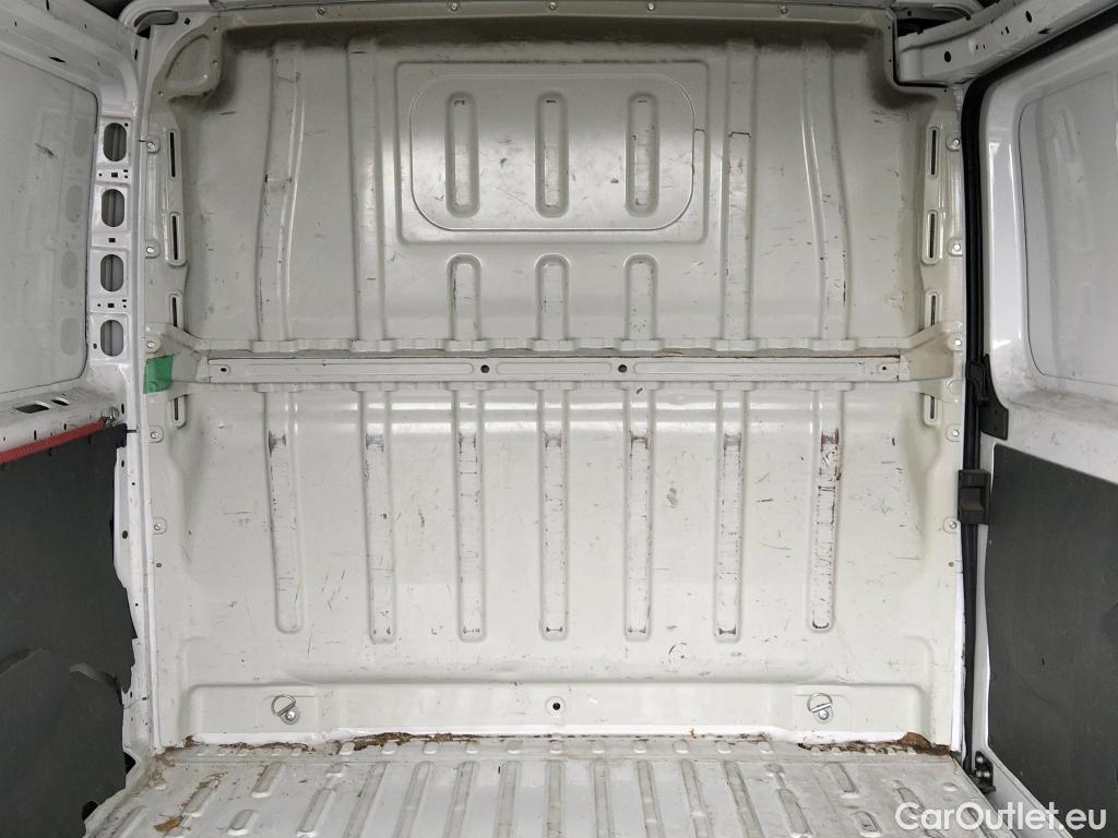  Fiat  Ducato FIAT  / 2014 / 4P / furgón 30 L1 H1 2.3 1 (88 kW) Euro 6d-temp #22