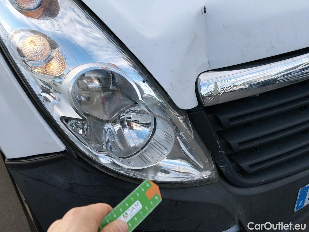  Opel  Movano OPEL  / 2010 / 4P / furgón 2.3 CDTI 96kW (130CV) L3 H2 F 3.5t #2