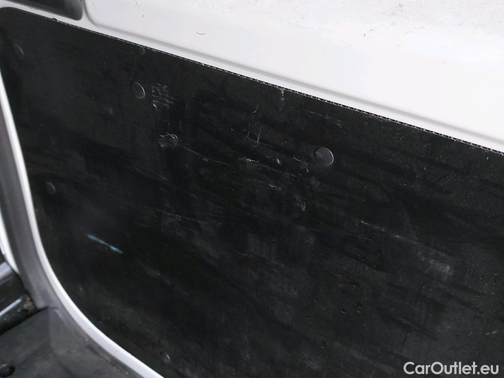  Dacia  Dokker DACIA  / 2013 / 4P / furgón derivado de turismo Van Essential Blue dCi 70kW (95CV) #17