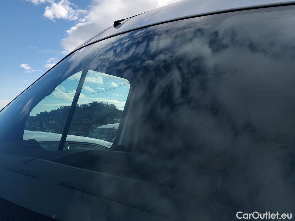  Opel  Movano OPEL  / 2010 / 4P / furgón 2.3 CDTI 96kW (130CV) L3 H2 F 3.5t #3