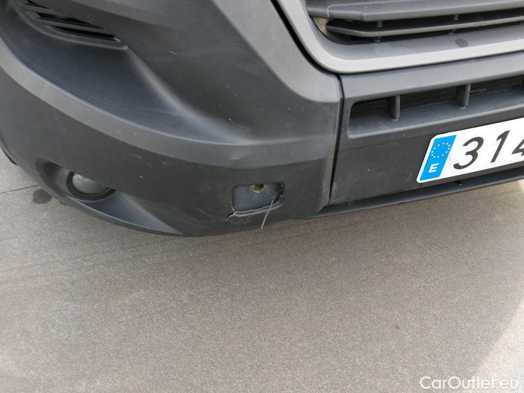  Fiat  Ducato FIAT  / 2014 / 4P / furgón 30 L1 H1 2.3 1 (88 kW) Euro 6d-temp #52