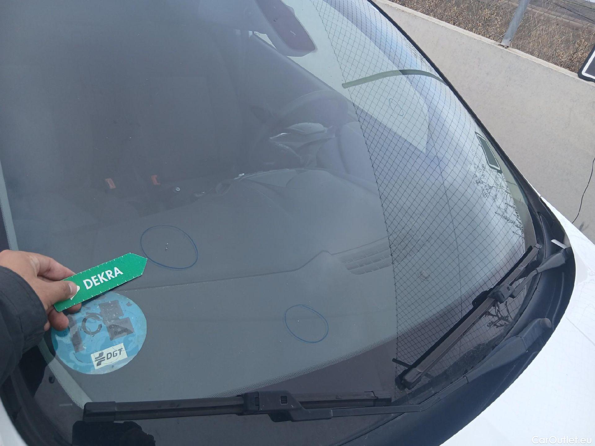  Ford  Fiesta FORD  VAN VU 3p 6G berlina comerci 1.5 TDCi 75cv #24