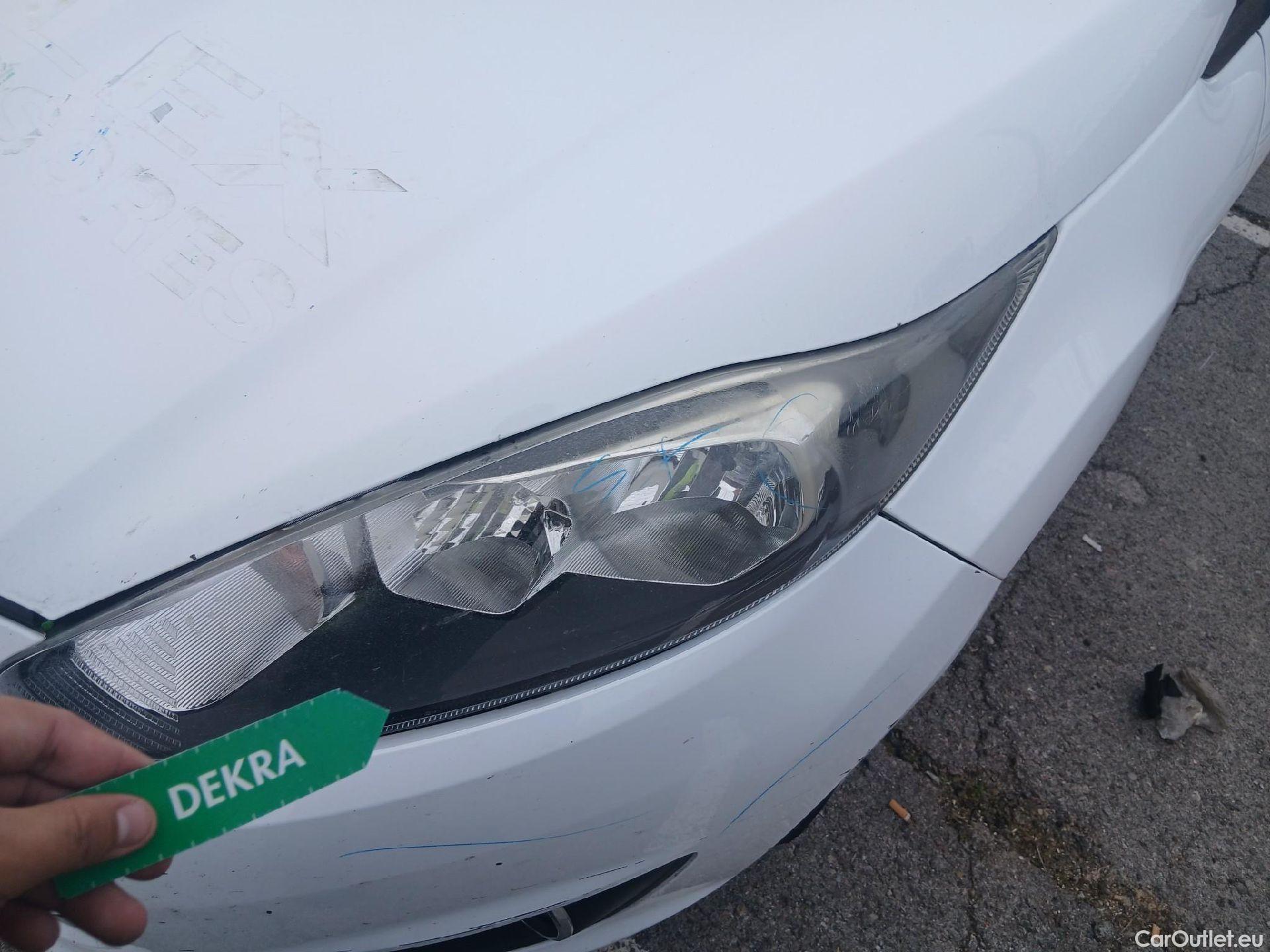  Ford  Fiesta FORD  VAN VU 3p 6G berlina comerci 1.5 TDCi 75cv #22