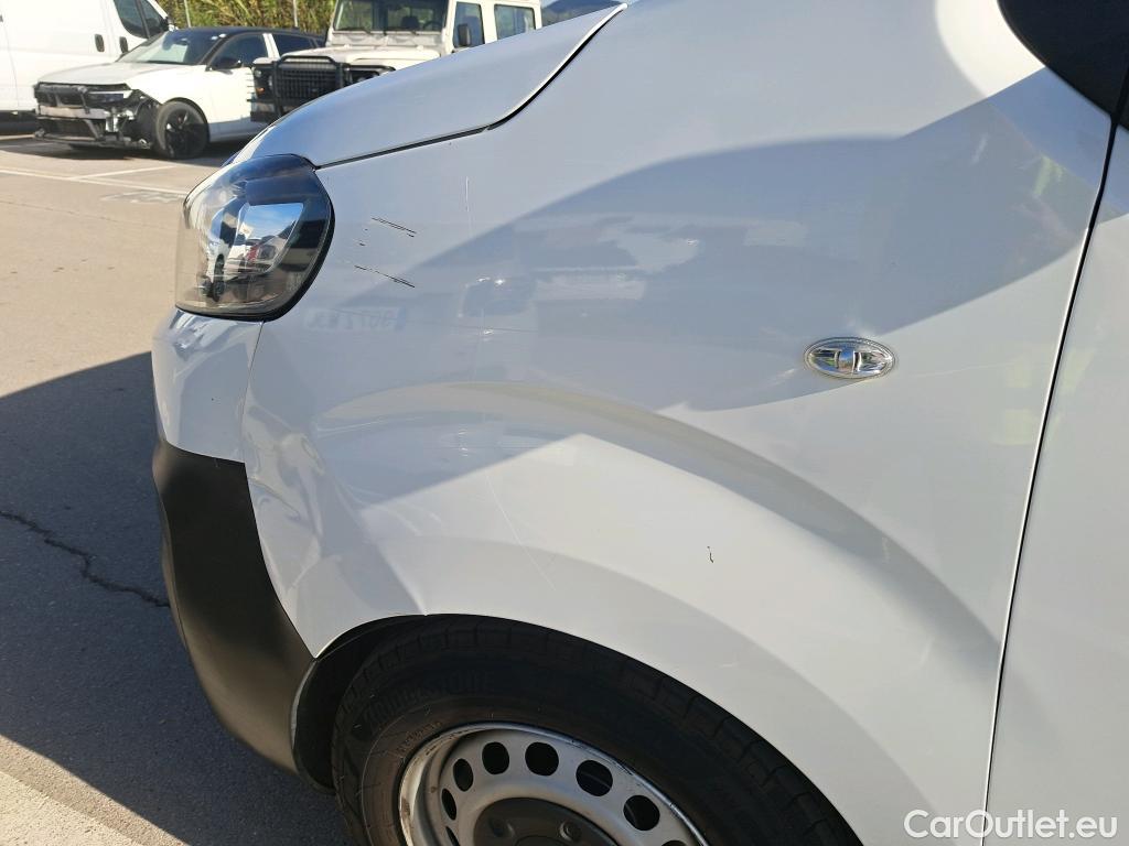  Citroen  Jumpy CITROEN  / 2016 / 4P / combi Combi Talla XL BlueHDi 120 S&S Confort #22