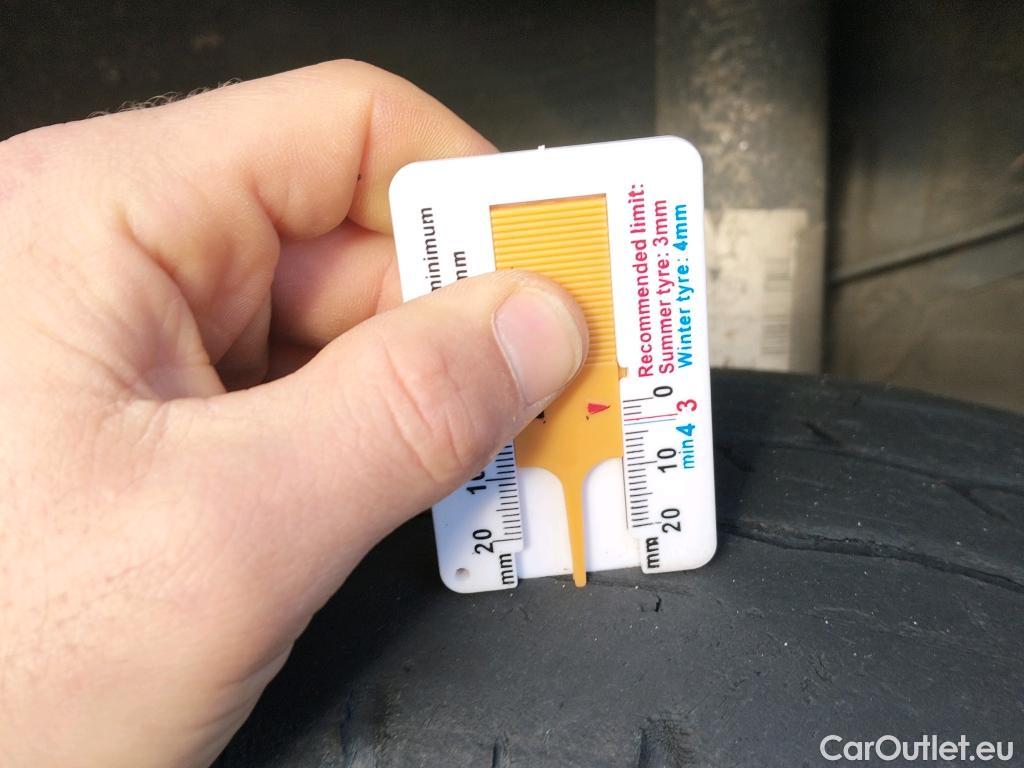  Peugeot  Boxer PEUGEOT  / 2014 / 4P / combi Combi 5/9 Pl 330 L1H1 BlueHDi 88KW (120) #6