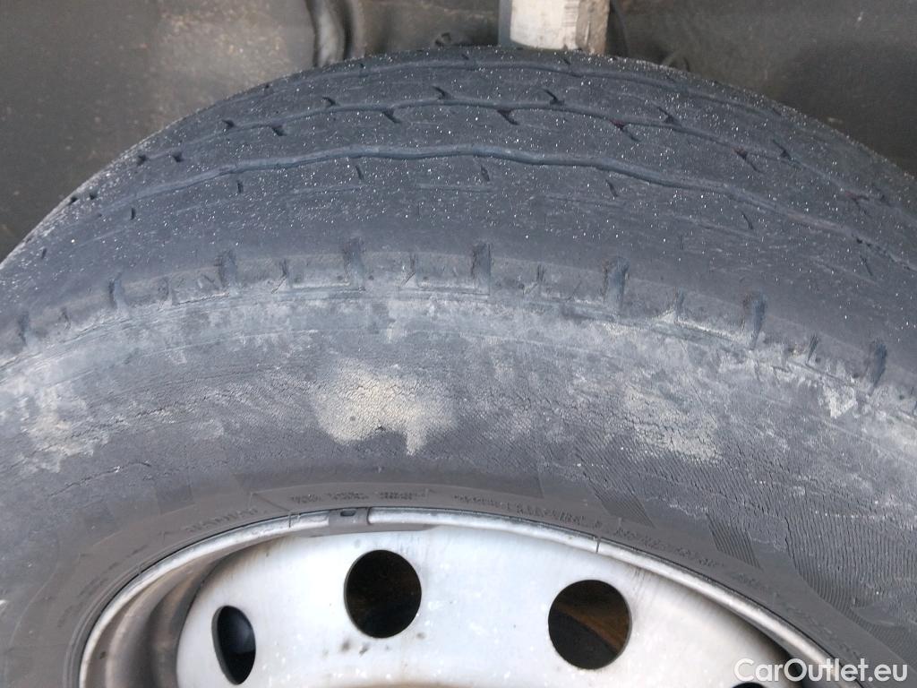  Peugeot  Boxer PEUGEOT  / 2014 / 4P / combi Combi 5/9 Pl 330 L1H1 BlueHDi 88KW (120) #3