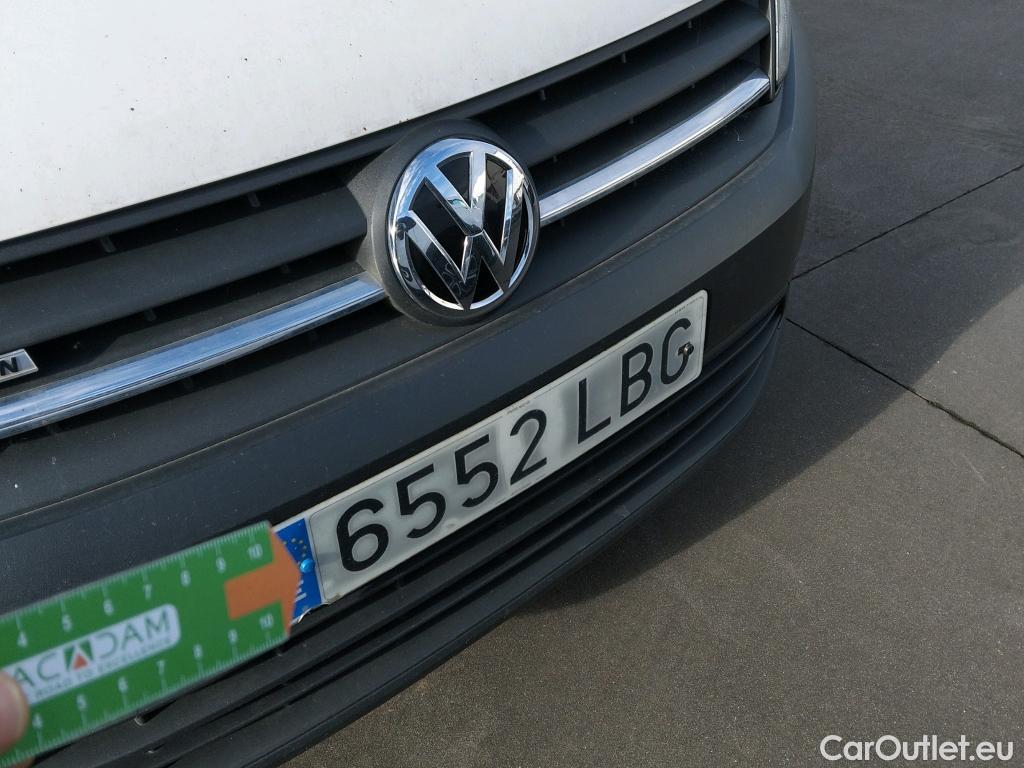  Volkswagen  Caddy VOLKSWAGEN  / 2015 / 4P / combi Profesion Maxi Kombi 2.0 TDI 90kW 4Mot #38