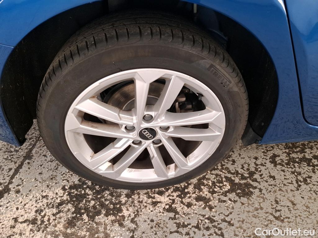  Audi  A3 AUDI  Sportback / 2020 / 5P / Berline 40 TFSI e 204 S Tronic Business Line #16