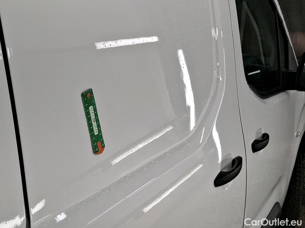  Citroen  Berlingo  Fourgon Club M 1000 1.2 PureTech 130CV BVA8 E6d #9