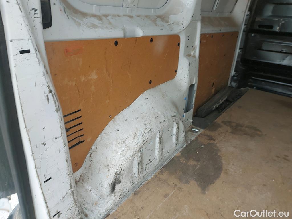  Peugeot  Expert PEUGEOT  / 2016 / 4P / furgón Furgón Pro BlueHDi 90KW (120) Standard #5