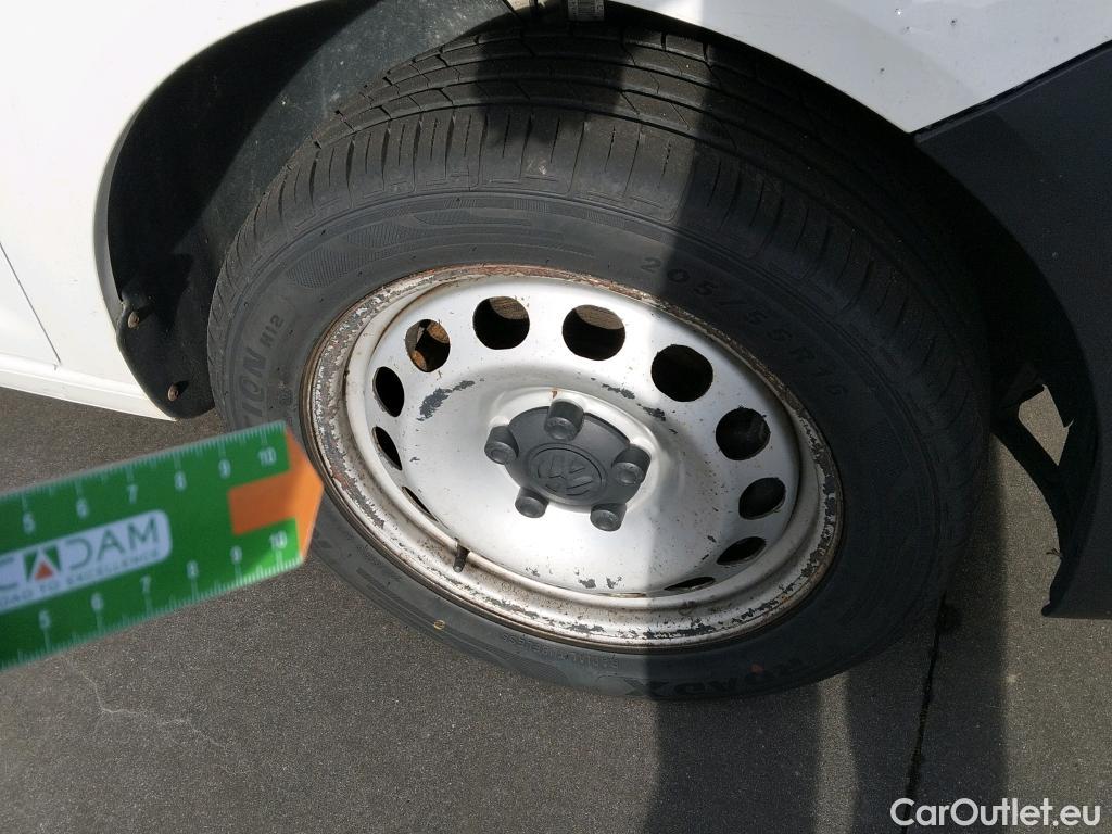  Volkswagen  Caddy VOLKSWAGEN  / 2015 / 4P / combi Profesion Maxi Kombi 2.0 TDI 90kW 4Mot #42