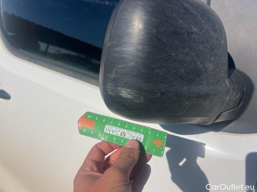  Peugeot  Expert PEUGEOT  / 2016 / 4P / furgón Furgón Premium 1.5 BlueHDi 100 Standard (AC) #48