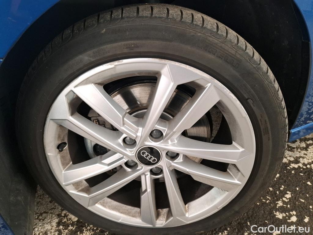  Audi  A3 AUDI  Sportback / 2020 / 5P / Berline 40 TFSI e 204 S Tronic Business Line #4