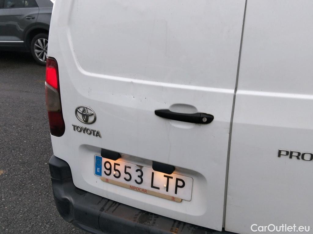  Toyota  Proace TOYOTA  CITY 1.5D 75kW (100CV) GX 650kg Media (AC) #3