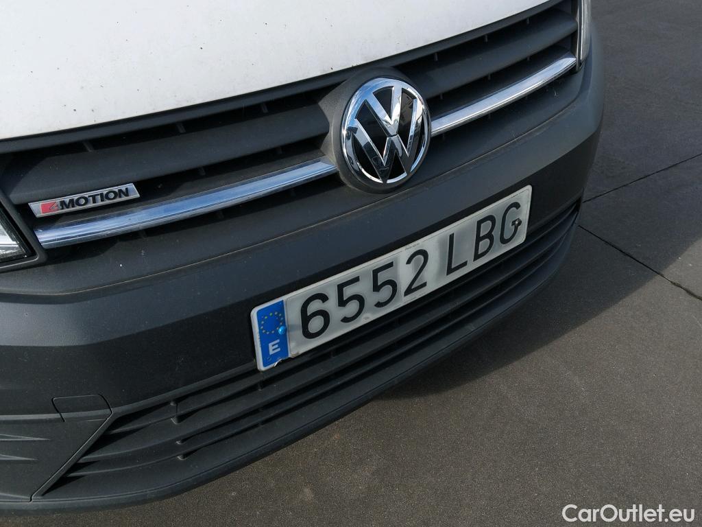  Volkswagen  Caddy VOLKSWAGEN  / 2015 / 4P / combi Profesion Maxi Kombi 2.0 TDI 90kW 4Mot #37